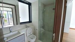 Royalgreen (D10), Condominium #581758791